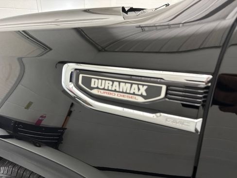 Used 2024 GMC Sierra 1500 Denali w/ Technology Package AWD/4WD image 11