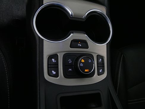Used 2022 GMC Terrain Denali AWD/4WD image 30