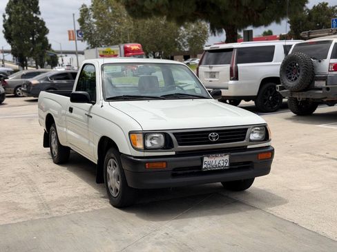 Used 1996 Toyota Tacoma 2WD Regular Cab image 4
