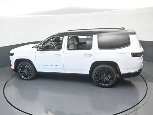 New 2026 Jeep Grand Wagoneer Summit AWD/4WD image 49