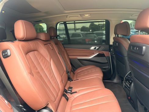 Used 2019 BMW X7 xDrive50i w/ Premium Package AWD/4WD image 33