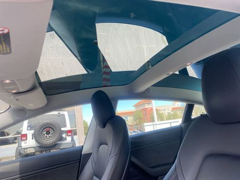 Used 2020 Tesla Model 3 Long Range image 13