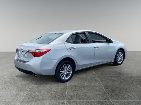 Used 2014 Toyota Corolla LE FWD image 5