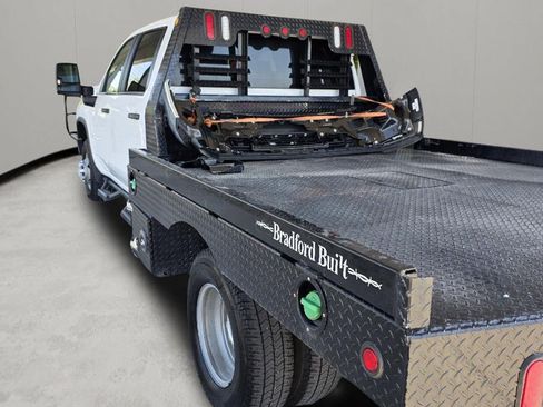 Used 2024 Chevrolet Silverado 3500 W/T w/ WT Convenience Package AWD/4WD image 21