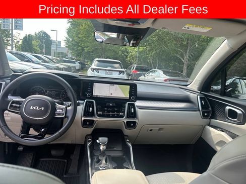 Certified 2023 Kia Sorento S w/ Panoramic Sunroof Package FWD image 11