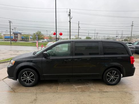 Used 2018 Dodge Grand Caravan GT FWD image 7
