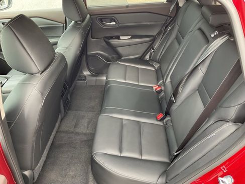 Used 2023 Nissan Rogue SL w/ SL Premium Package image 21