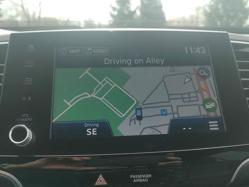 Used 2023 Honda Ridgeline Black Edition image 8