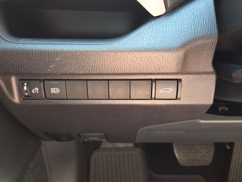 Certified 2025 Toyota RAV4 XLE w/ Convenience Package FWD image 20