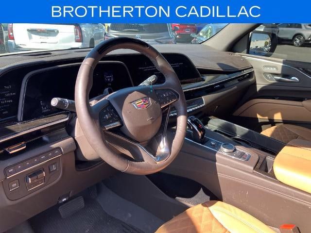 Certified 2023 Cadillac Escalade Sport w/ LPO, ONYX Package AWD/4WD image 20