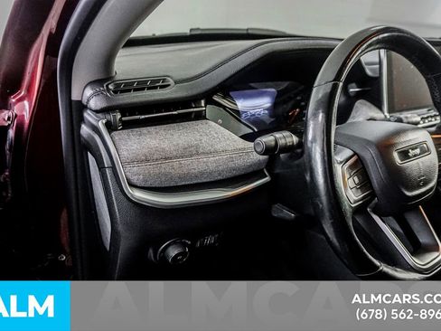 Used 2022 Jeep Compass Latitude w/ Sun and Sound Group AWD/4WD image 34