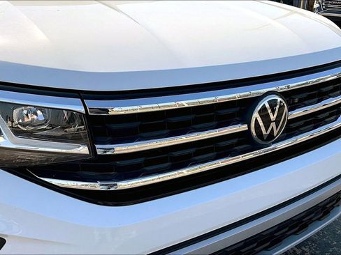 Used 2022 Volkswagen Atlas SE image 35