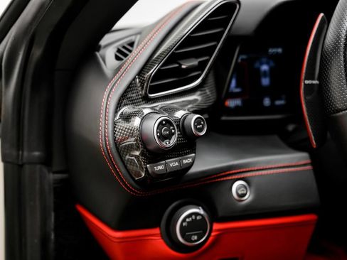 Used 2018 Ferrari 488 Spider RWD image 30