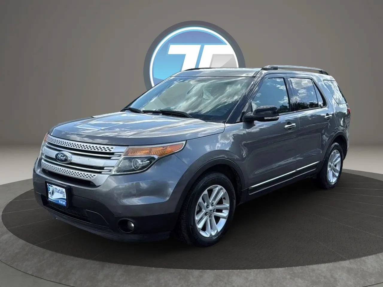Used 2014 Ford Explorer XLT w/ Equipment Group 201A FWD image 18