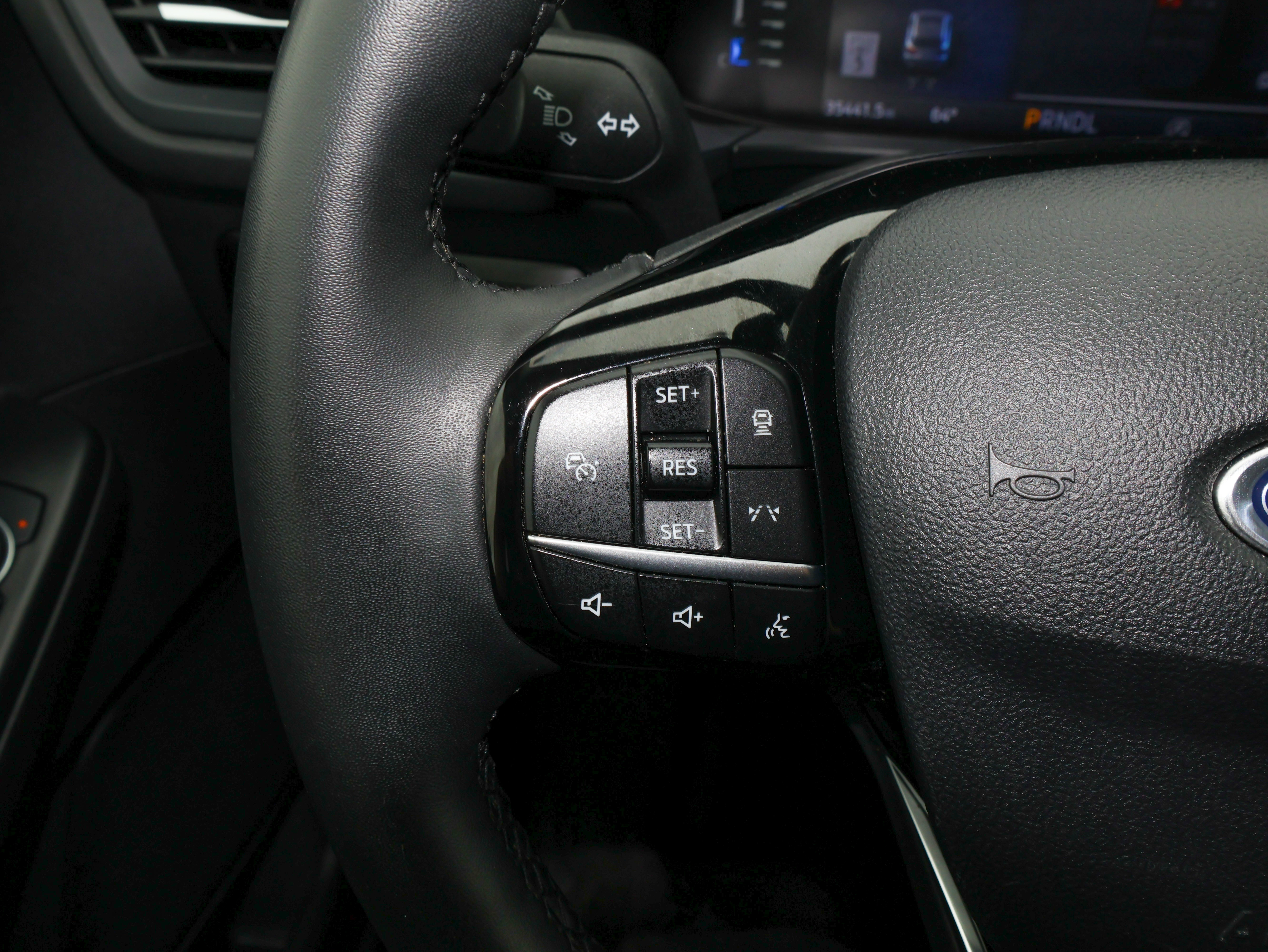 Used 2023 Ford Escape Active w/ Tech Pack #1 AWD/4WD image 23