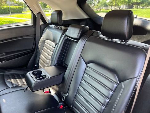 Used 2023 Ford Edge SEL w/ Convenience Package AWD/4WD image 25