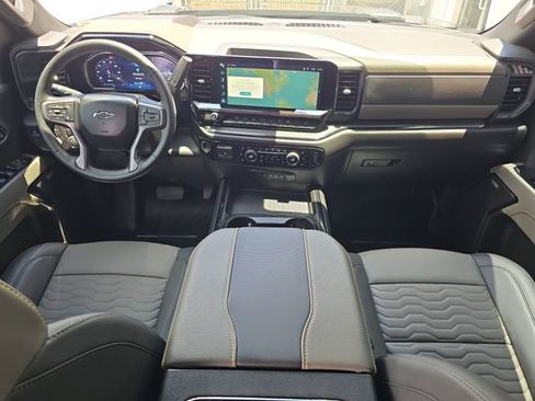 Certified 2026 Chevrolet Silverado 2500 ZR2 AWD/4WD image 11