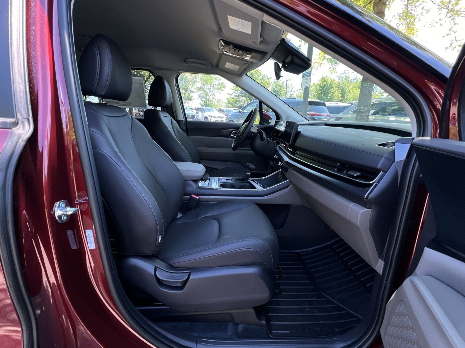 New 2026 Kia Carnival FWD image 59