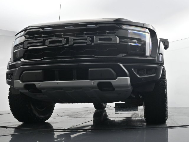 Certified 2024 Ford F150 Raptor AWD/4WD image 32