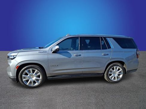 Used 2024 Chevrolet Tahoe High Country AWD/4WD image 6