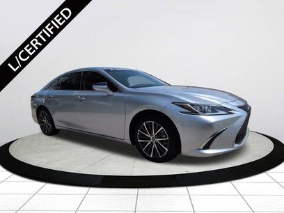 Used 2025 Lexus ES 350 w/ Premium Package