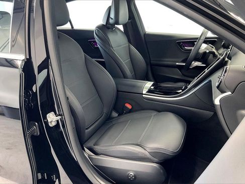 Used 2025 Mercedes-Benz C 300 C 300 image 8