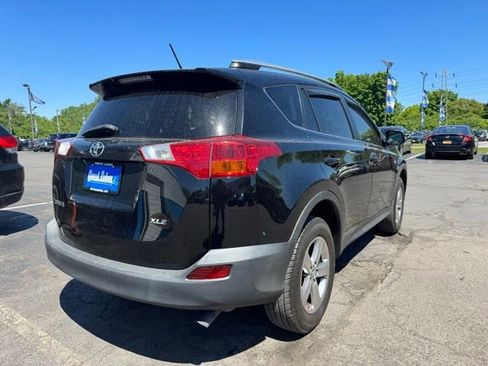 Used 2015 Toyota RAV4 XLE FWD image 2