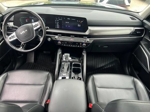 Certified 2024 Kia Telluride S w/ S Sunroof Package AWD/4WD image 18