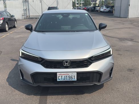 Used 2025 Honda Civic Sport image 2