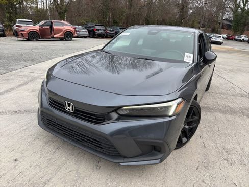 Used 2024 Honda Civic Sport image 1