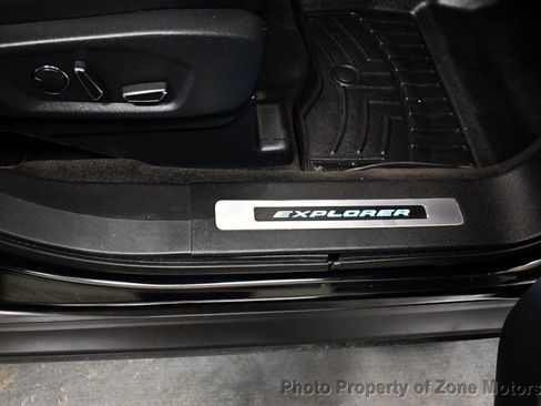 Used 2018 Ford Explorer Sport w/ Equipment Group 401A AWD/4WD image 15