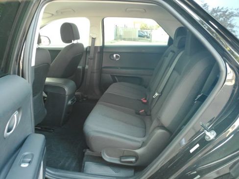 Used 2022 Hyundai Ioniq 5 SE AWD/4WD image 17