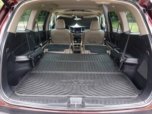 Used 2016 Honda Pilot Elite image 29