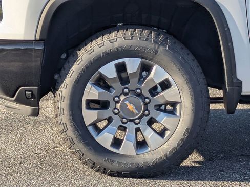 New 2025 Chevrolet Silverado 2500 Custom w/ Custom Value Package AWD/4WD image 20
