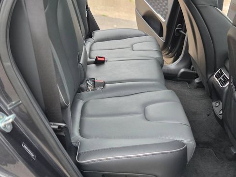 Used 2021 Hyundai Santa Fe SEL w/ Convenience + Premium Package FWD image 19