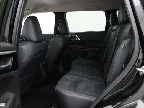 Used 2022 Mitsubishi Outlander SE FWD image 28
