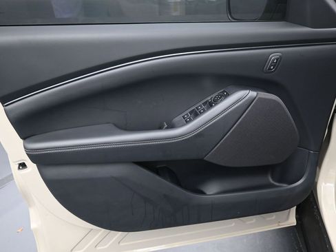 New 2025 Ford Mustang Mach-E Select image 13