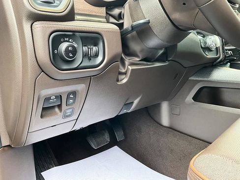New 2026 RAM 1500 Limited AWD/4WD image 18