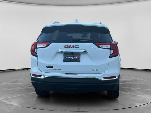 Used 2024 GMC Terrain SLT AWD/4WD image 4
