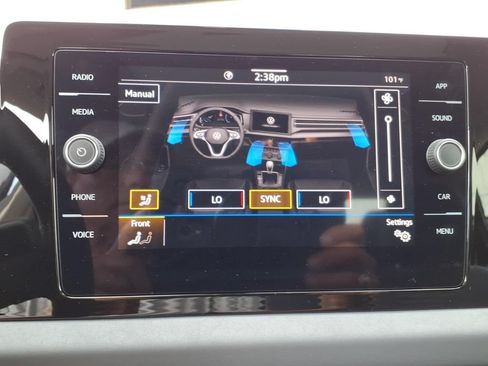 Used 2025 Volkswagen Jetta SE w/ Sunroof Package FWD image 18