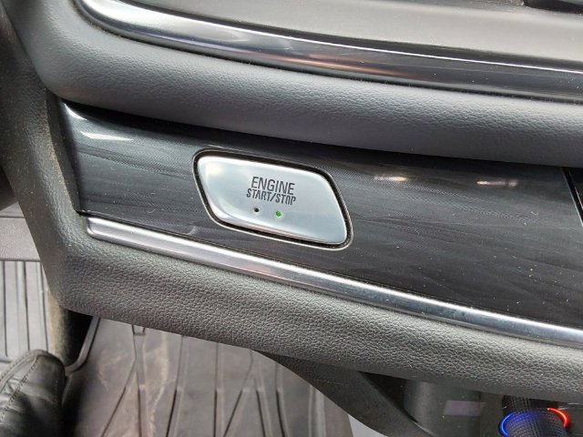 Used 2018 Buick Enclave Essence FWD image 29