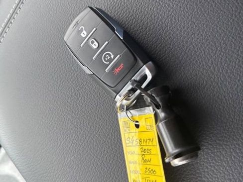 New 2025 RAM 2500 Big Horn image 32