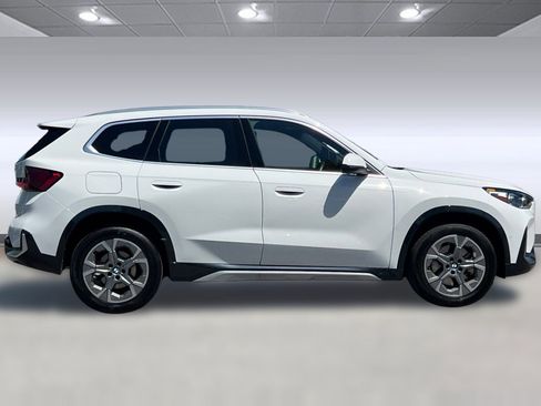 Used 2025 BMW X1 xDrive28i w/ Convenience Package AWD/4WD image 7