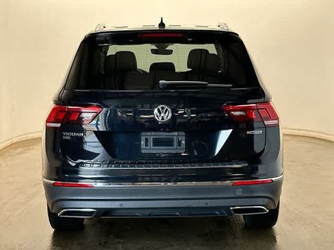 Used 2019 Volkswagen Tiguan SEL Premium AWD/4WD image 4