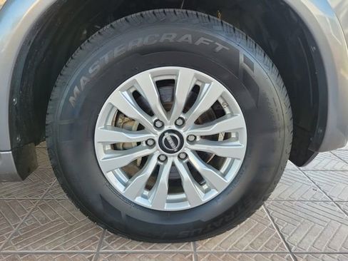 Used 2023 Nissan Armada SV image 5