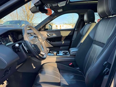 Used 2019 Land Rover Range Rover Velar R-Dynamic SE AWD/4WD image 16