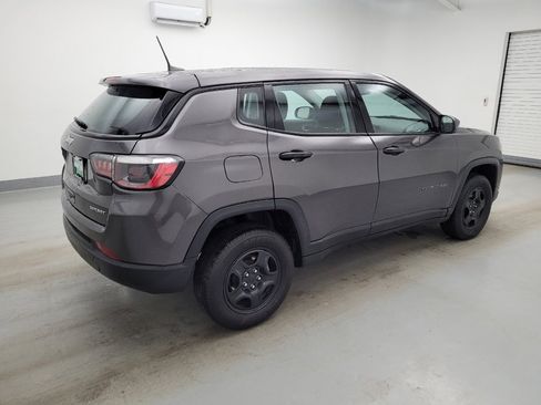 Used 2021 Jeep Compass Sport AWD/4WD image 10