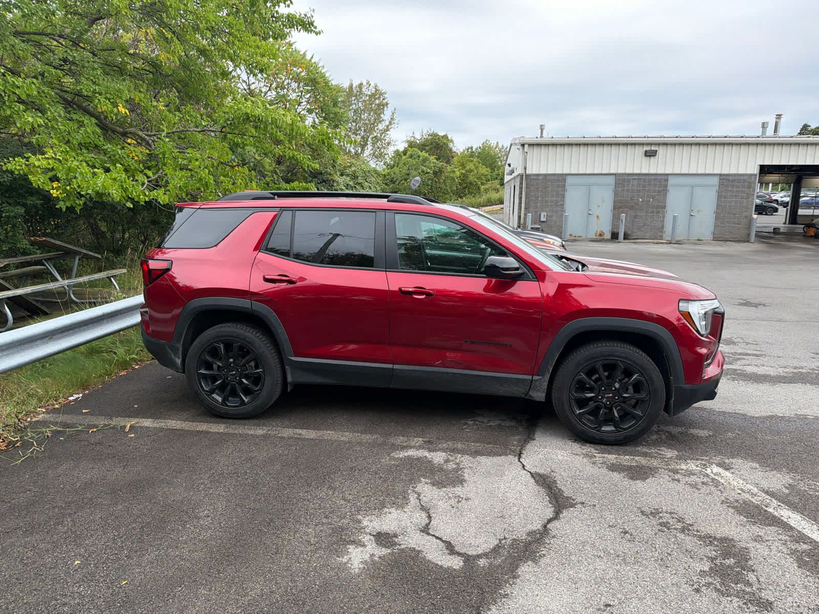 Used 2025 GMC Terrain Elevation w/ Black Edition AWD/4WD image 26