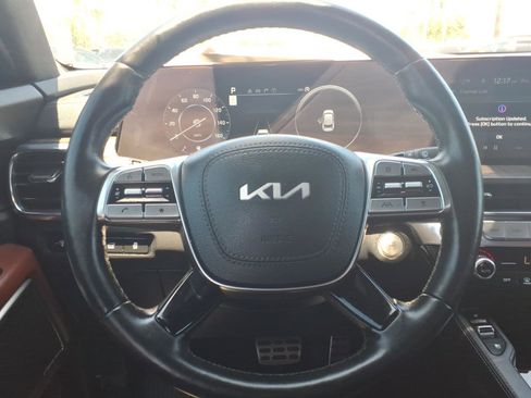 Used 2023 Kia Telluride SX Prestige AWD/4WD image 13