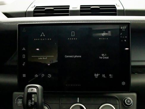 New 2026 Land Rover Defender 130 V8 image 18